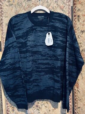 NWT Prana Womens Size Large Crewneck Sweater in Grey and Black